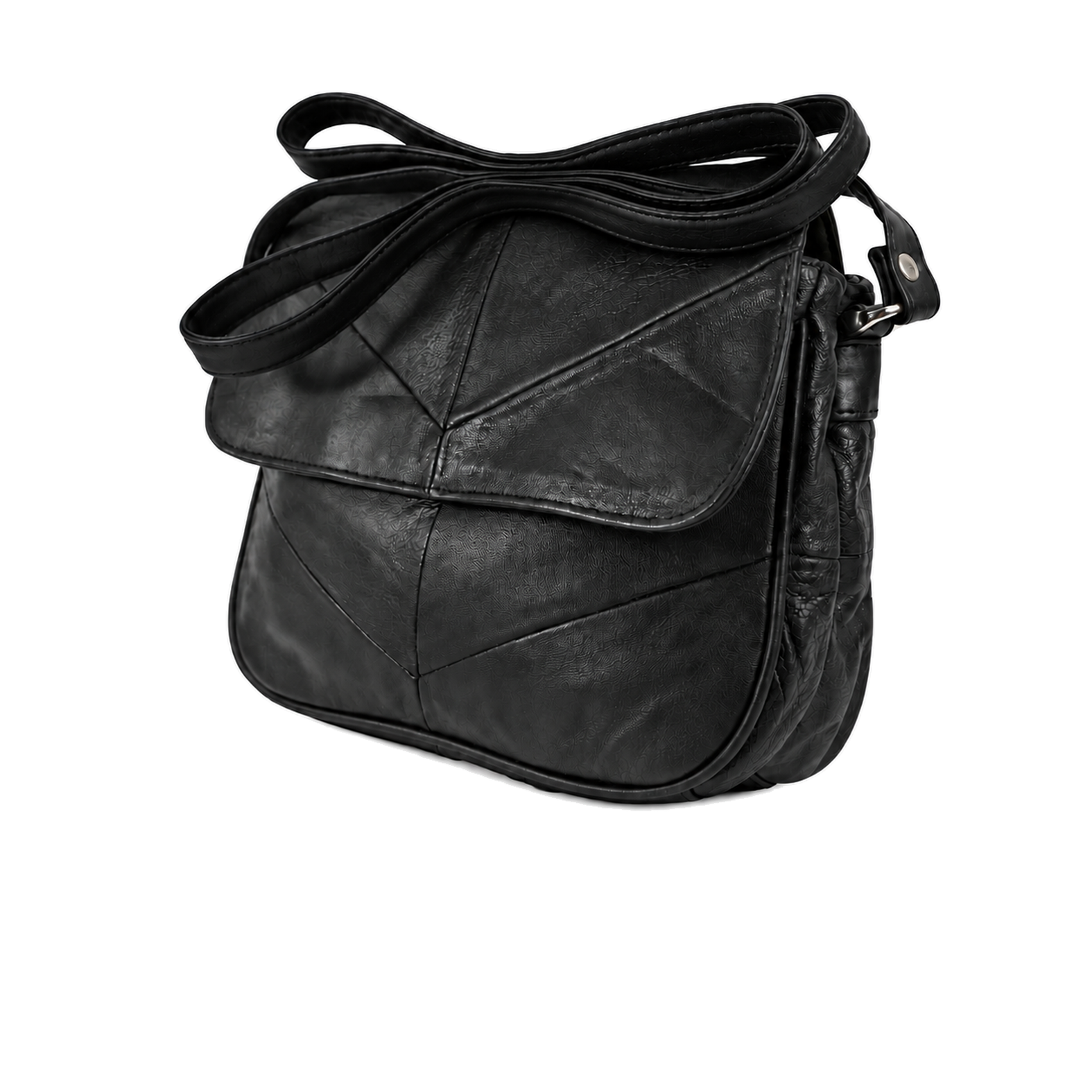 l124-gallery-p074-approved-20260916 Angled front view of the black flap bag with piped lower edge and side ring — Sheepskin leather, SKU L124